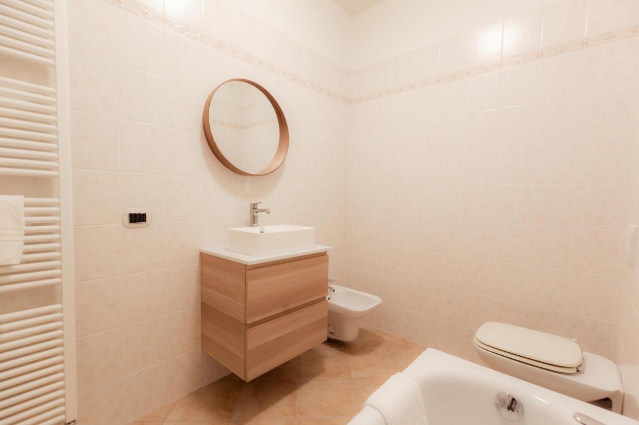 Porta Torre Como Apartment - By Relais Di Giada Zewnętrze zdjęcie