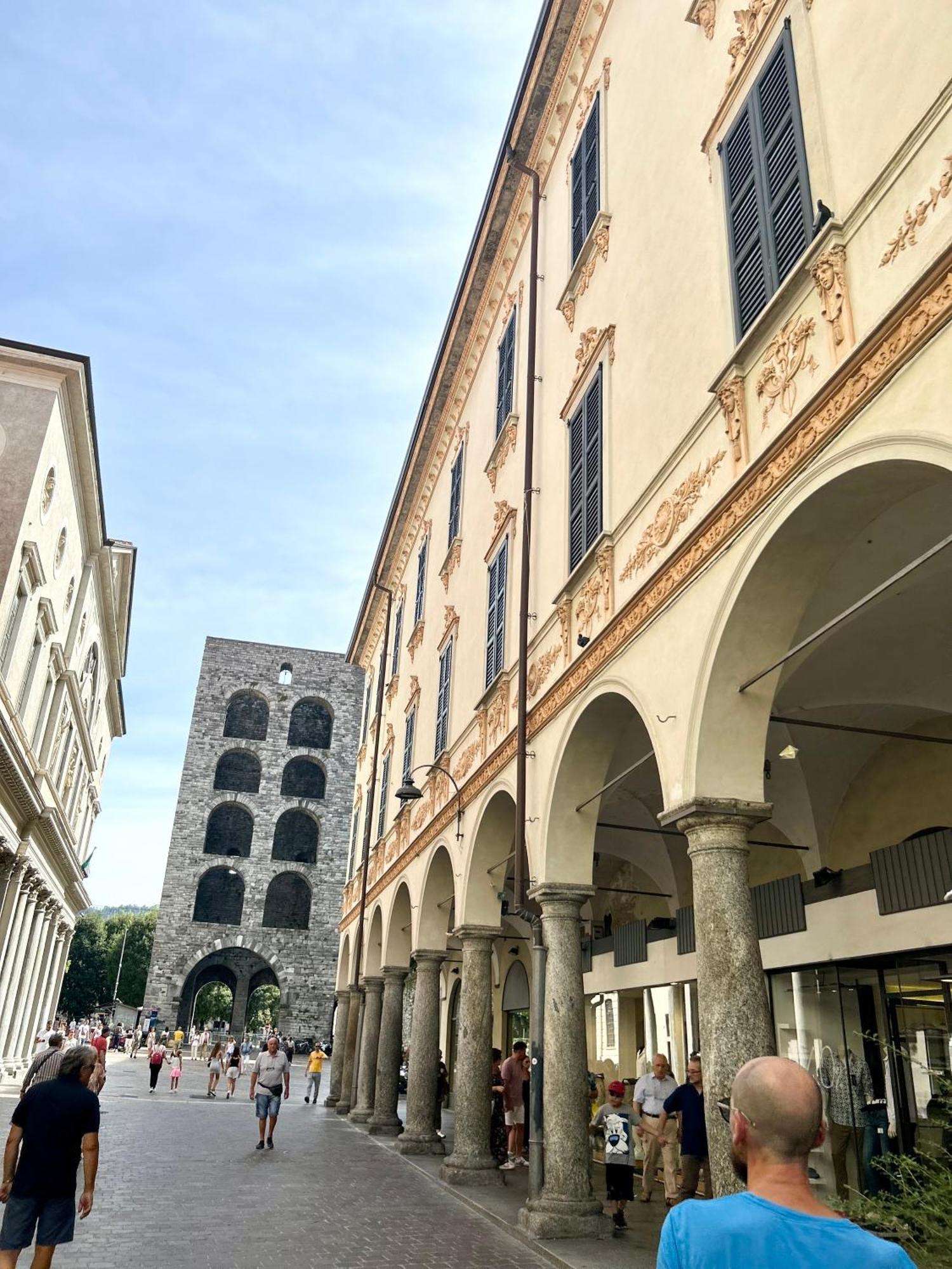 Porta Torre Como Apartment - By Relais Di Giada Zewnętrze zdjęcie