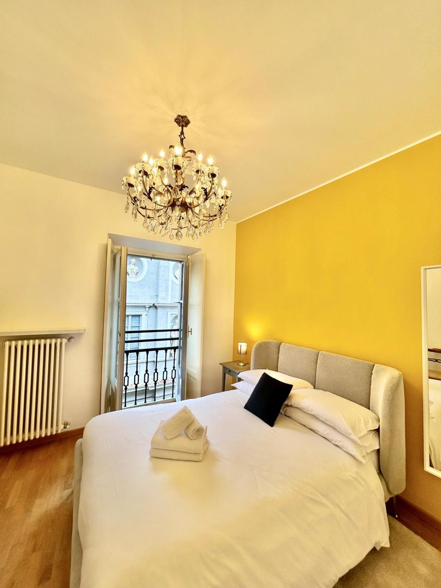 Porta Torre Como Apartment - By Relais Di Giada Zewnętrze zdjęcie